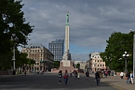 Freedom Monument (Brivibas Piemineklis) in Riga